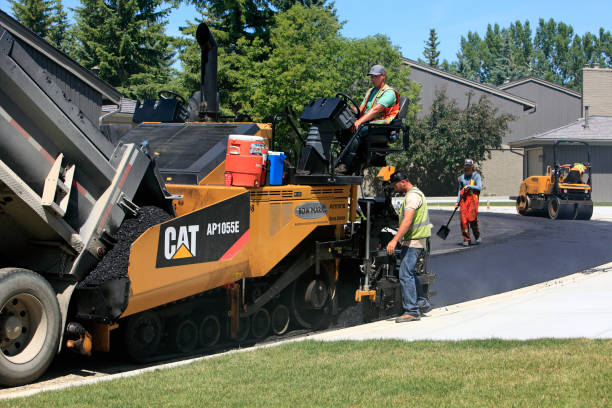 Best Affordable Driveway Paving  in Harrisburg, IL