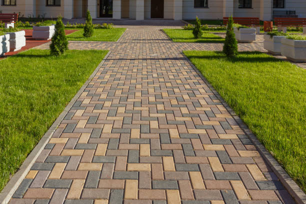 Best Driveway Paving Contractor  in Harrisburg, IL